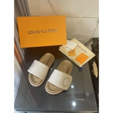 Louis Vuitton Low Shoes